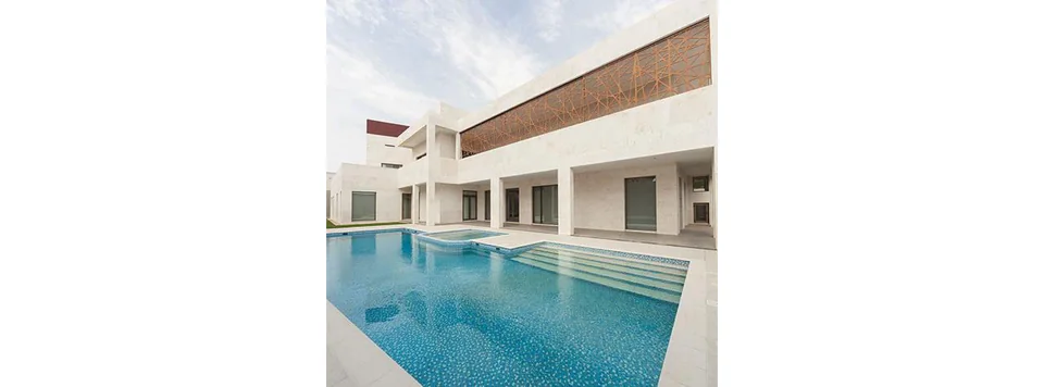 فناء فيلا بمسبح — من أعمال SDC Construction